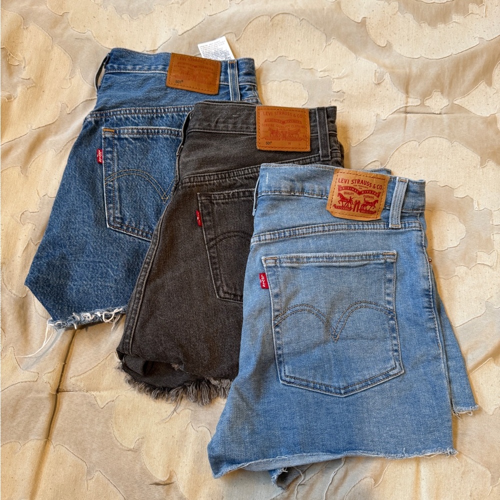 Levi's Premium Classic Blue and black Jean trio